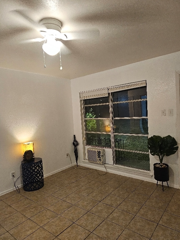 Photo - 4011 Happy Canyon Dr