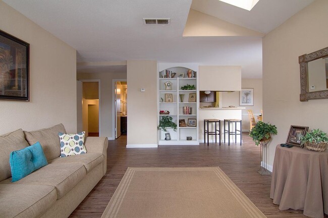 Photo - 4800 Lamonte Ln Unit #2705B