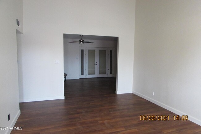 Photo - 925 W Curry St