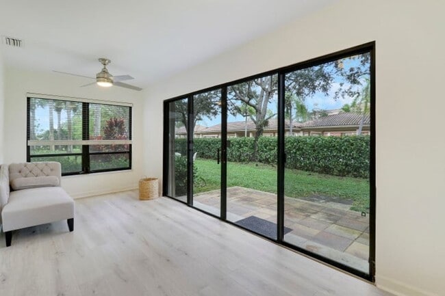 Photo - 1107 Duncan Cir