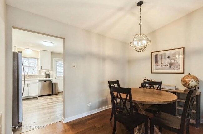 Photo - 104 E Winchester Rd