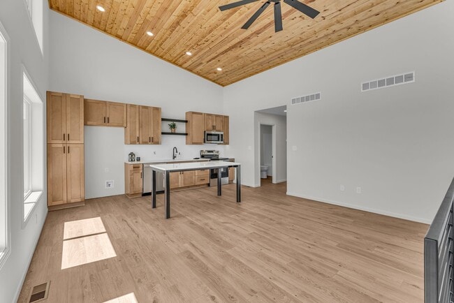 Photo - 4849 NW Astor Park Dr