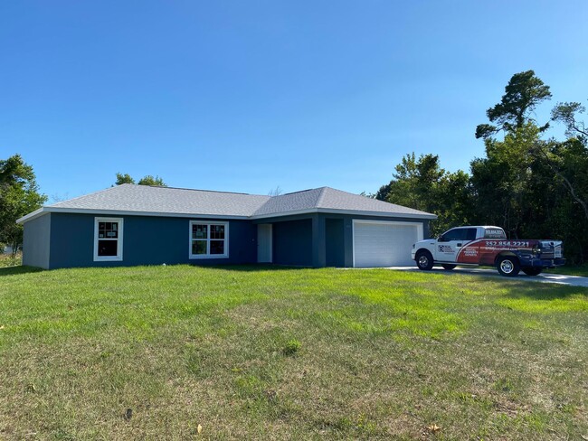 Photo - Beautiful Newer Home - 3/2/2 **WON"T LAST**