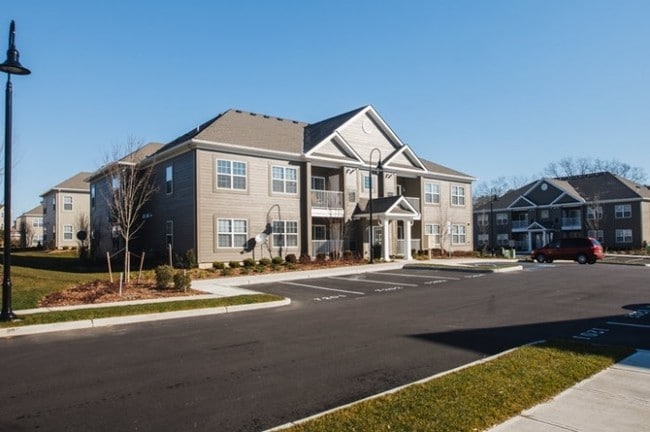 Whispering Hills Apartments