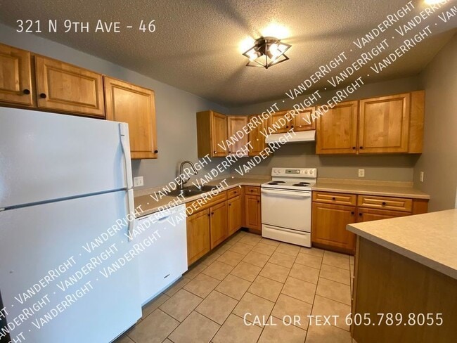 Photo - 321 9th Ave Unit 46