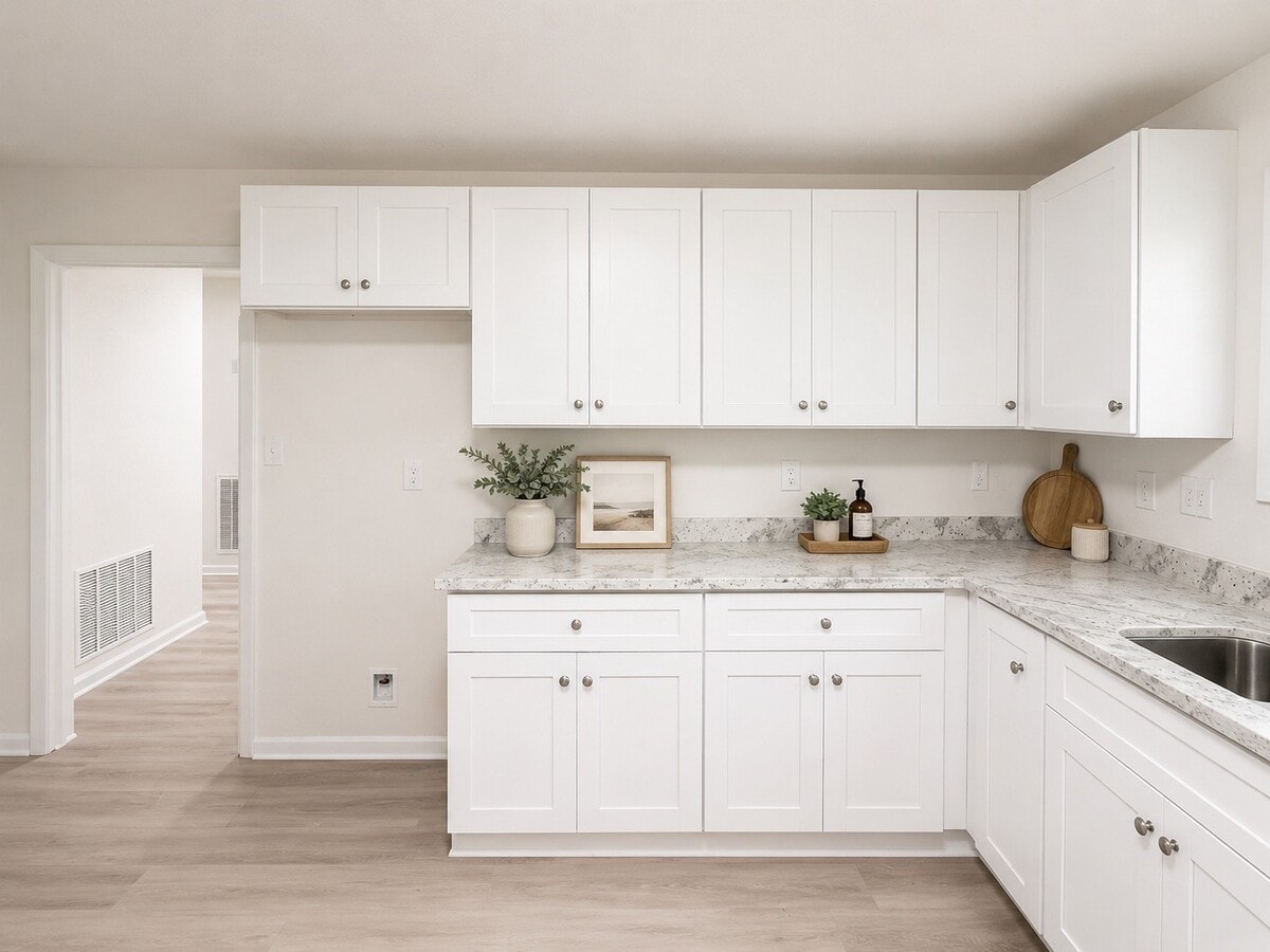 Photo - 807 W Murrill Ave