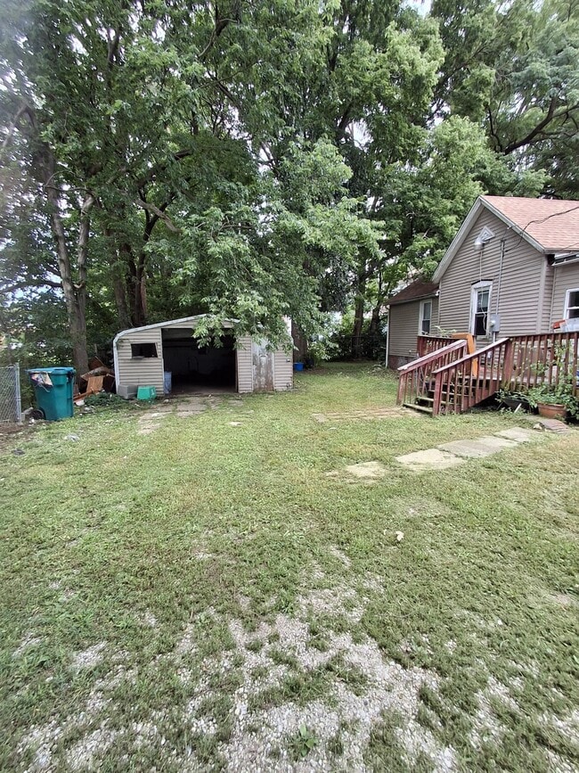 253 Linneus Ave