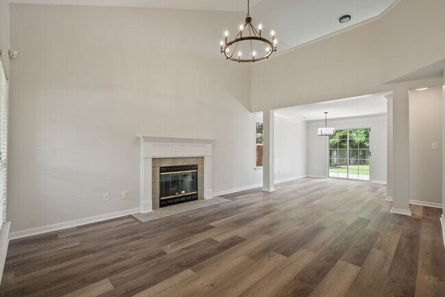 Photo - 142 Bremerton Dr SW