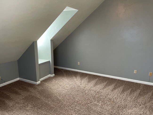Photo - TIDEWATER TOWNHOMES Unit D