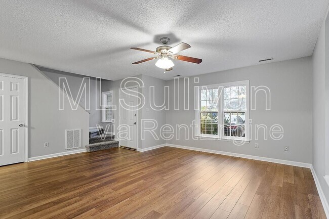 Photo - 2200 Anthony Dr Casa Adosada