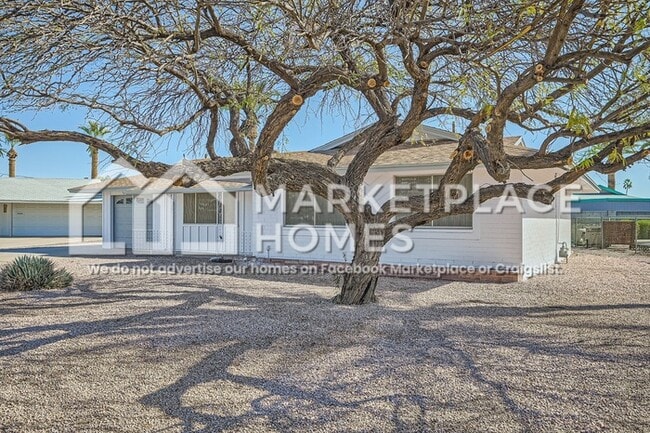12021 N Riviera Ct