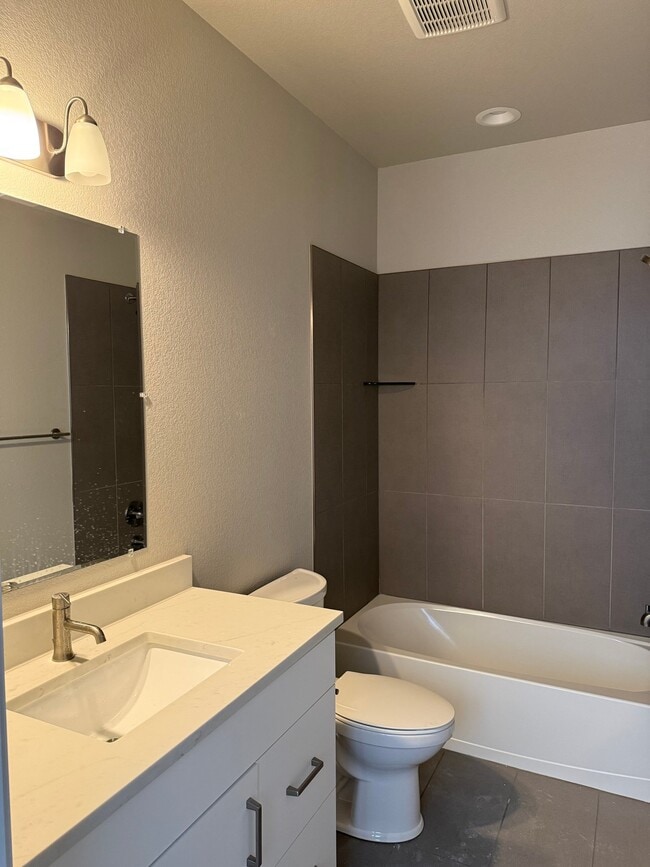 Photo - 837 Cherokee Dr