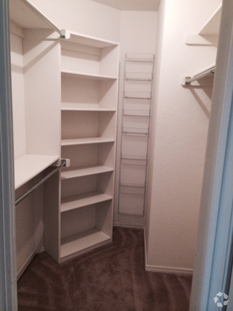 Building Photo - 7817 Northwest 84th Street Rental