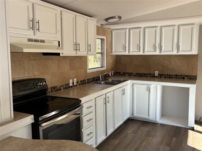 Photo - 1334 Aquila Dr