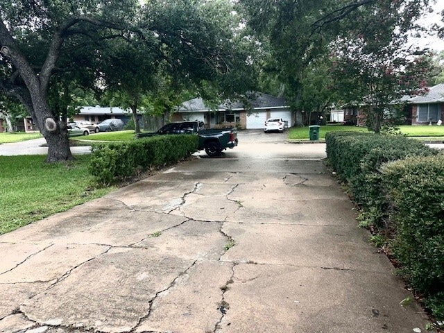 Building Photo - 9013 Lugary Dr Rental