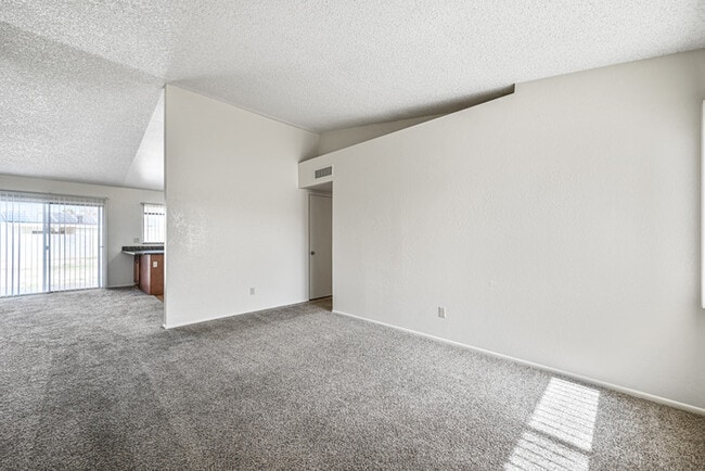Photo - Beautiful 3 bedroom