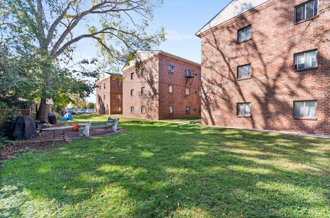 Photo - 50 W Broad St Unit 1BR