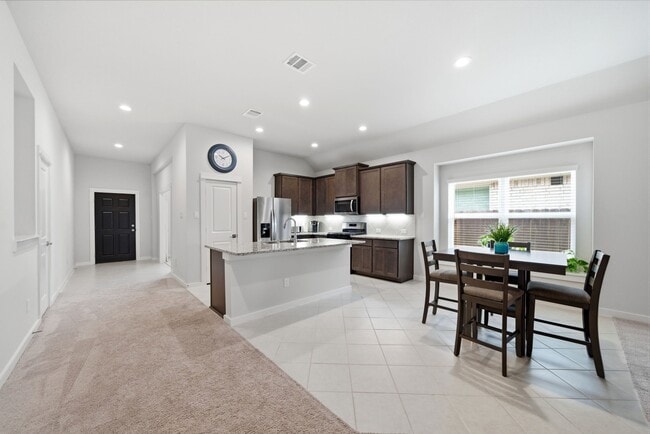 Photo - 2434 Abbot Brk Dr