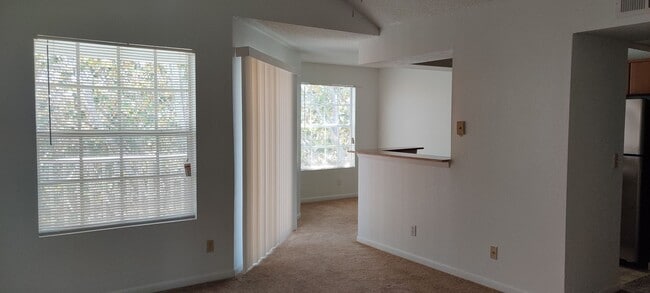 Building Photo - 11526 Westwood Blvd Unit 734
