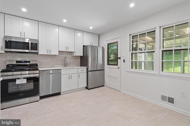 Photo - 11710 Milbern Dr