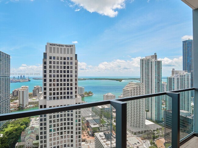 Photo - 68 SE 6th St Unit 3705