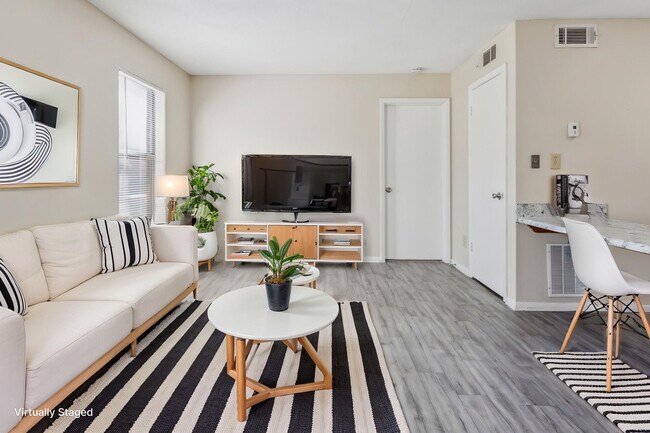 Springtree Apartments