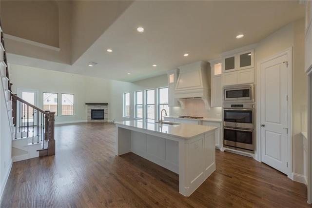 Photo - 703 Thoroughbred Ave