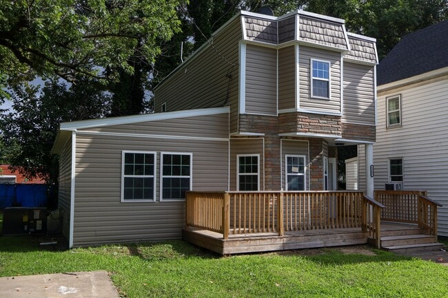 Building Photo - 1242 26th St Rental