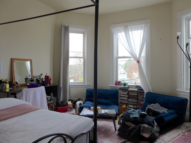 Photo - 388 Washington St Unidad n