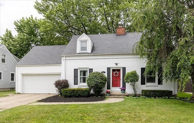 Photo - 505 Brantwood Rd