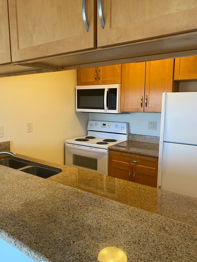 Photo - Oakridge Apartments