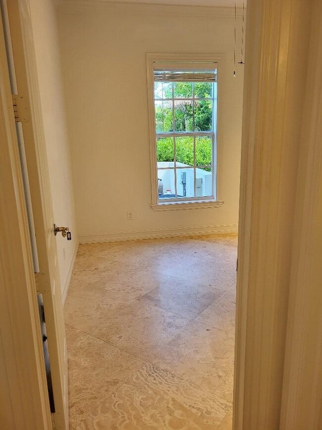 Photo - 1604 NE 17th Ave