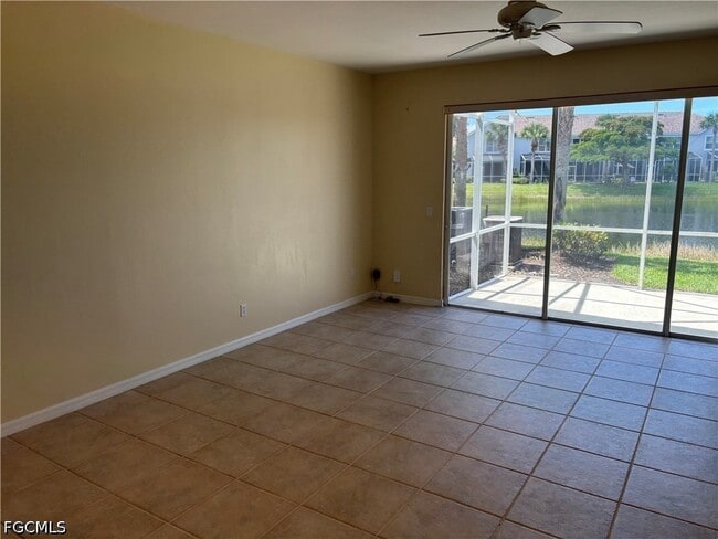 8271 Village Edge Cir