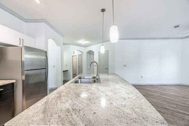 Photo - 8877 Lakes at 610 Dr