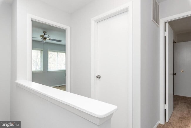 Photo - 1225 Driftwood Ct