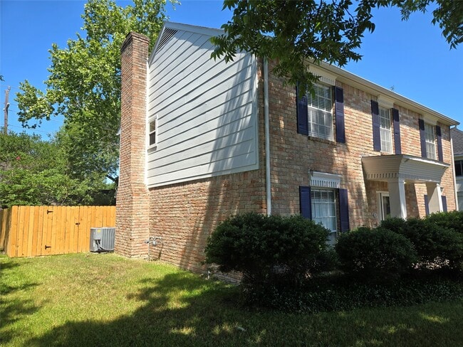 Photo - 306 Houghton Rd