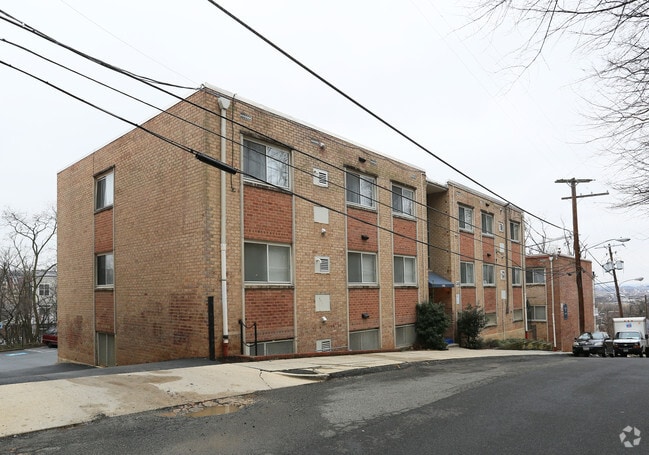 Howard Hill
