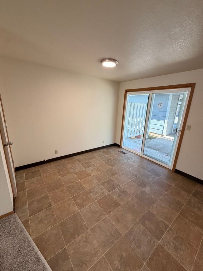 Photo - W. RoseHill Unit 3622 W. Rosehill #102