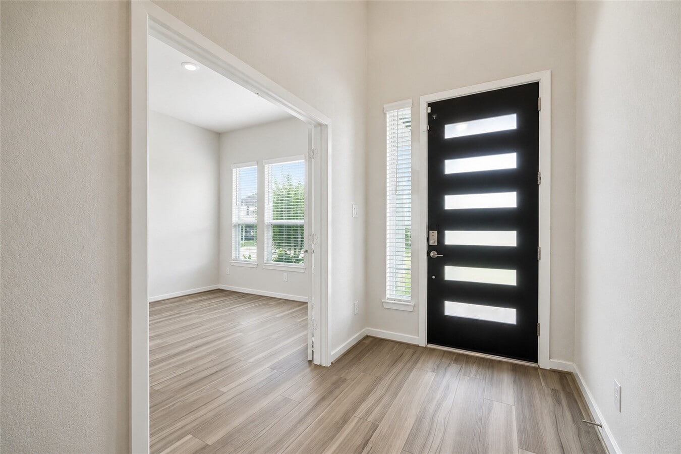 Photo - 9219 Edgeberry Dr