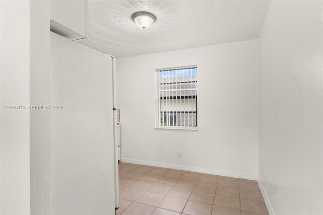 Photo - 4120 SW 19th St Unit 1