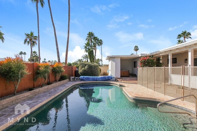 Photo - 7043 E Hearn Rd