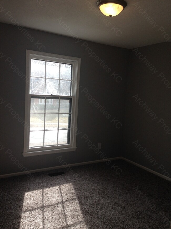 Photo - 14622 W 89th St