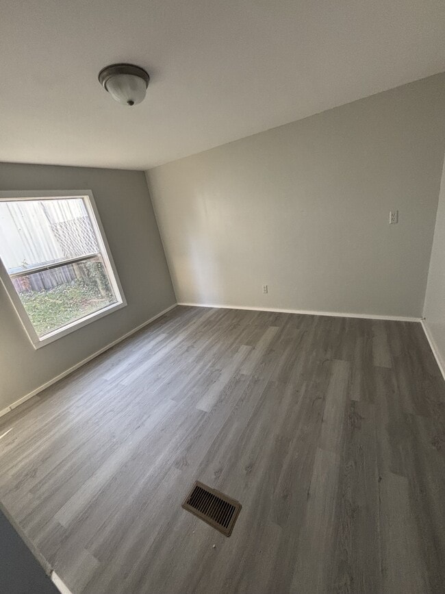 Photo - 40 Mcilwain Rd