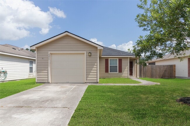 Building Photo - 4215 Medina River Loop Rental