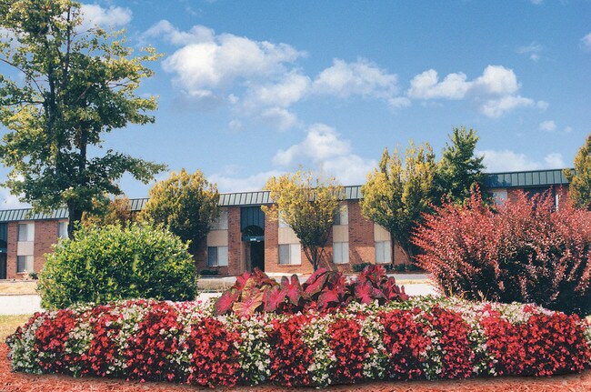 Derby Run Apartments For Rent in Louisville, KY