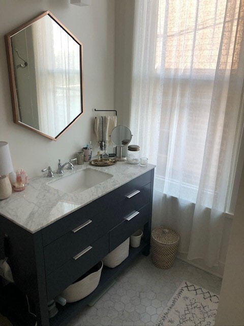 Bathroom detail - 1235 N Marion Ct Unit 3F