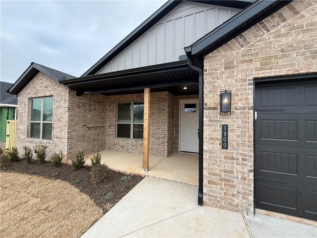 Photo - 1900 Farmer St