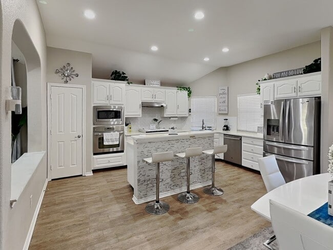 Photo - Charming Corner Lot Home in The Villages at Edgecliff – Crowley ISD!