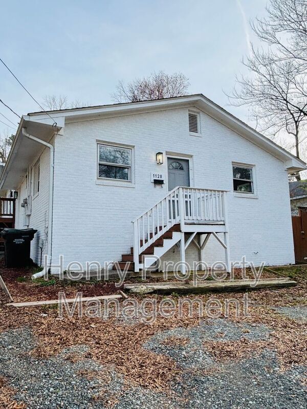1120 Drew St