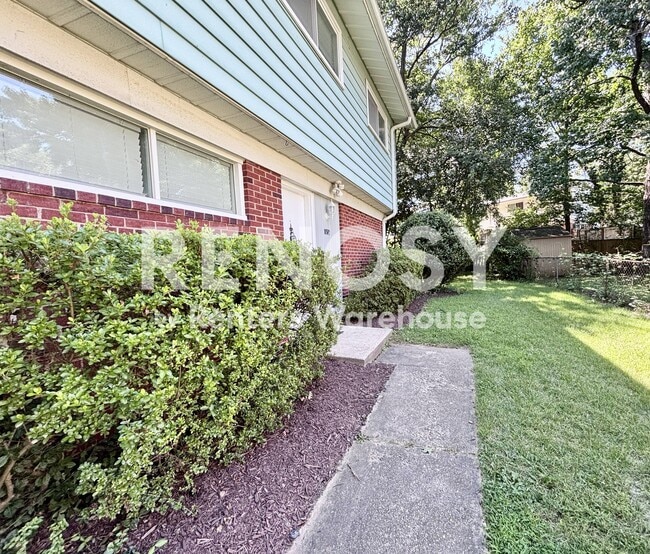 10812 Lombardy Rd
